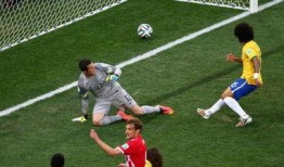 2014世界杯在线观看,激情燃烧的夏日盛宴，在线观看重温经典瞬间